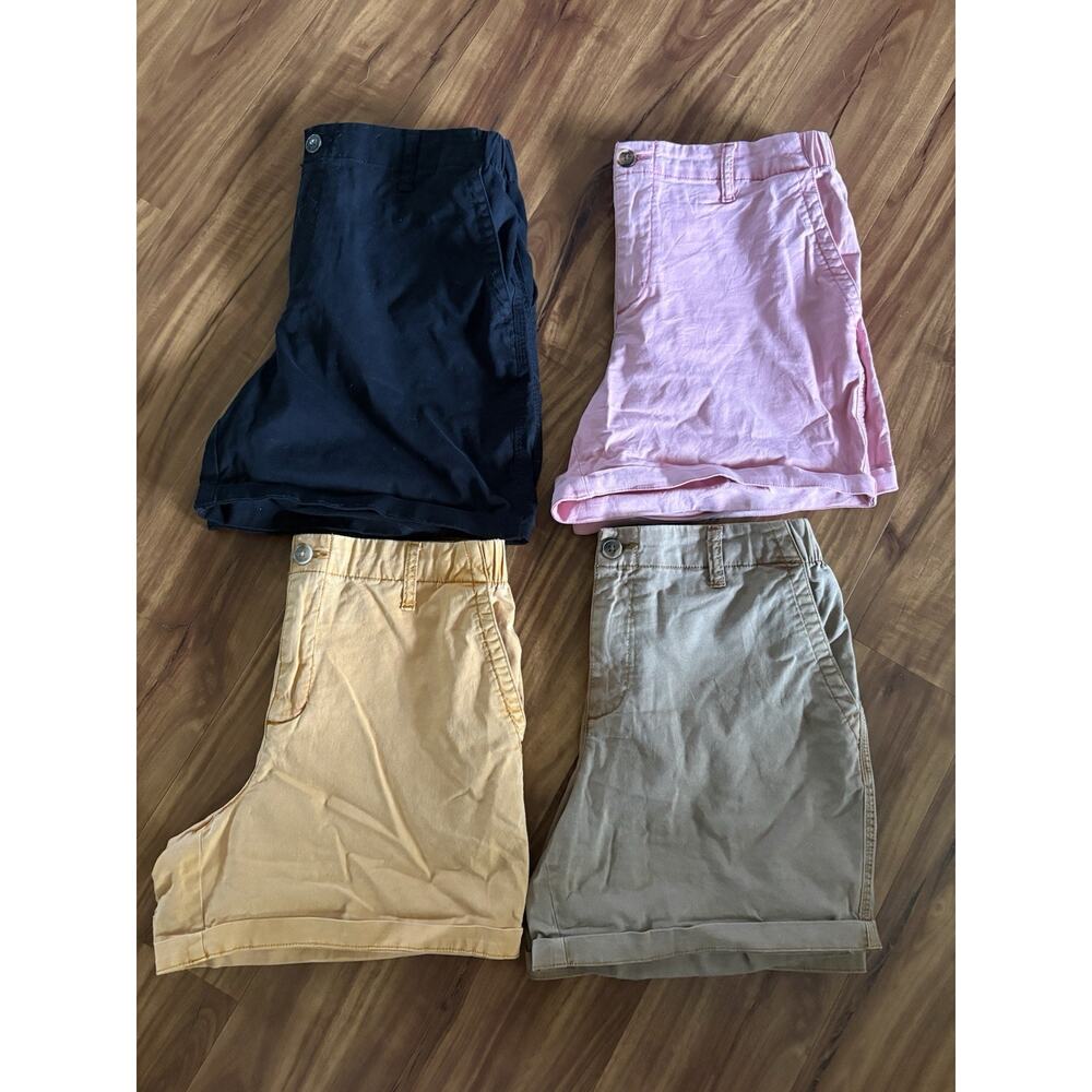 Old Navy Women’s Everyday Shorts Size Medium Set of 4 Black Orange Pink Beige